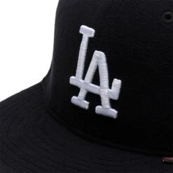 NEW ERA DODGERS POLARTEC 5950 10160 LOS ANGELES DODGERS BLACK -Bodega neweraDODGERSPOLARTEC595010160LOSDODBLKBLACK73860226077 4